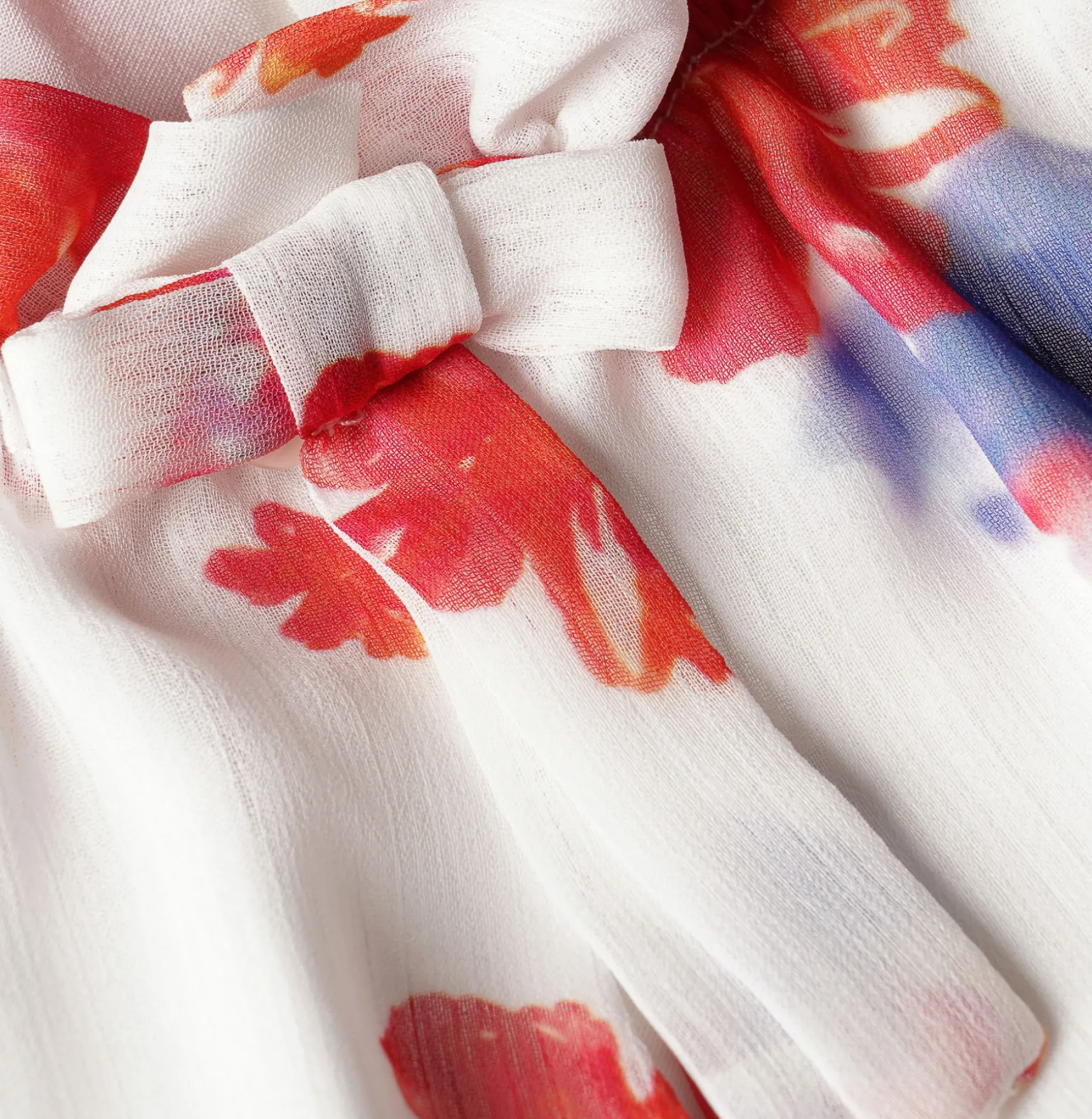 Blusa com Padrão Floral|LION OF PORCHES Best