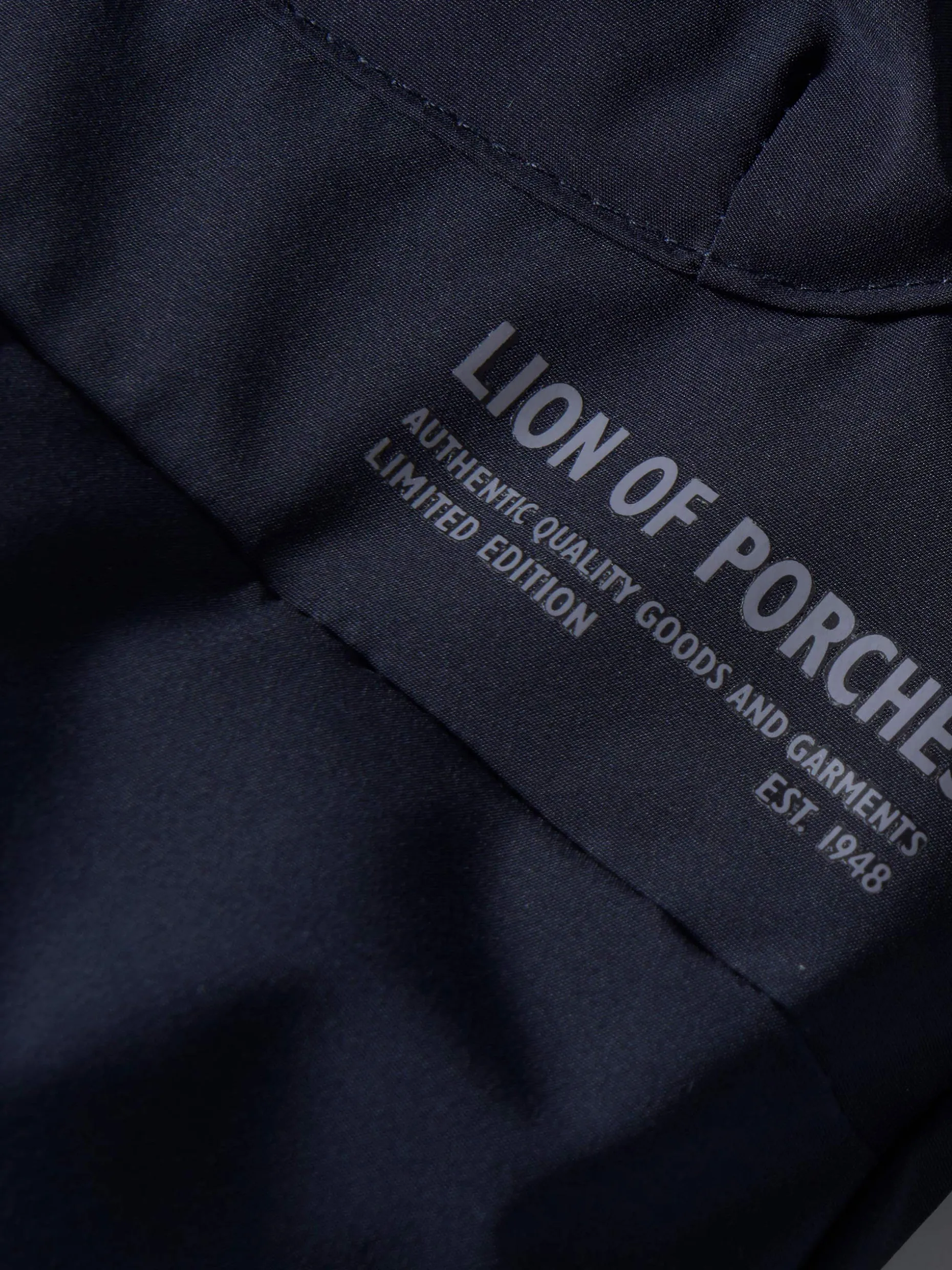 Blusão com capuz com pelo removível|LION OF PORCHES Best