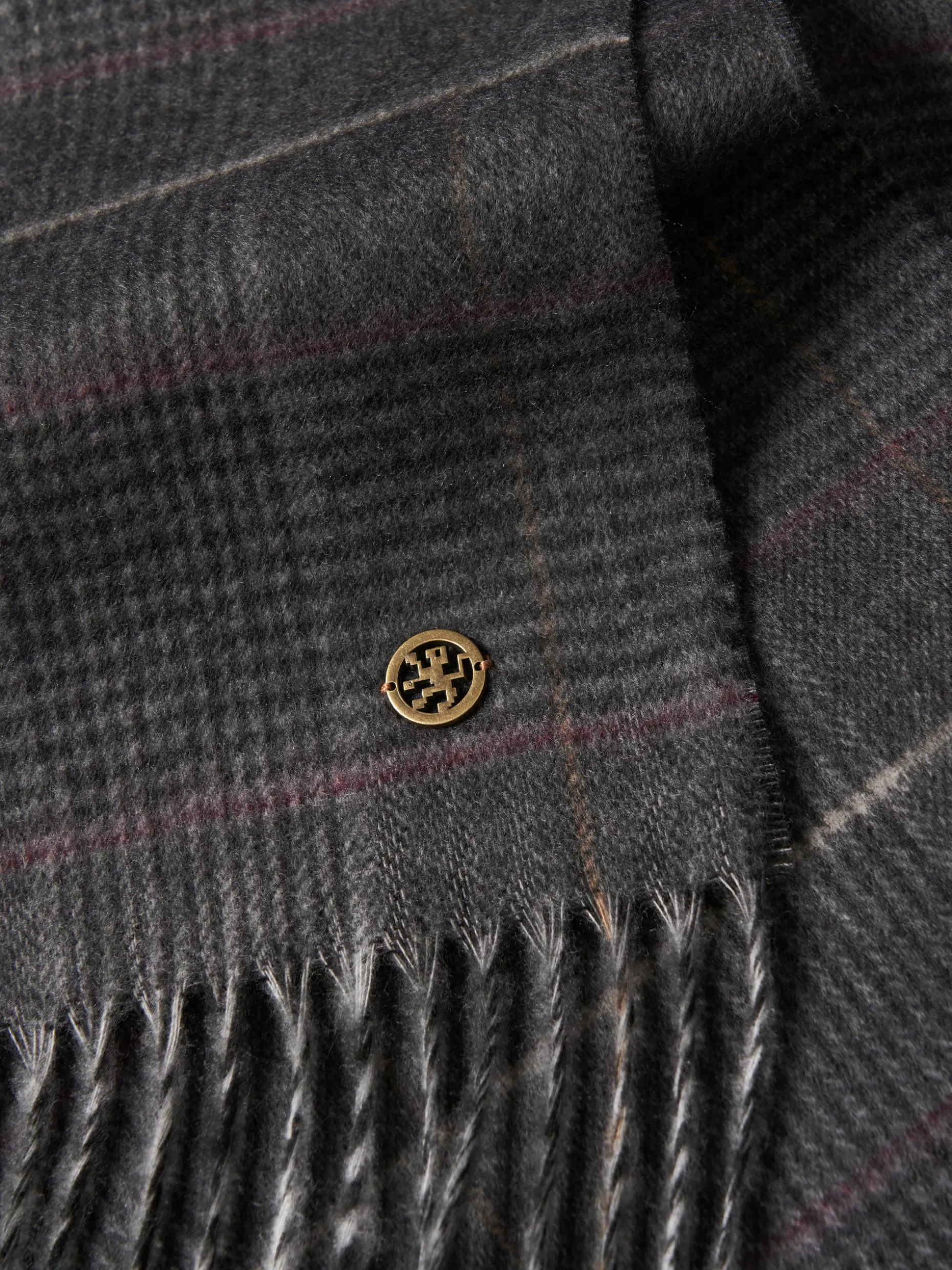 Cachecol xadrez com franjas|LION OF PORCHES Flash Sale