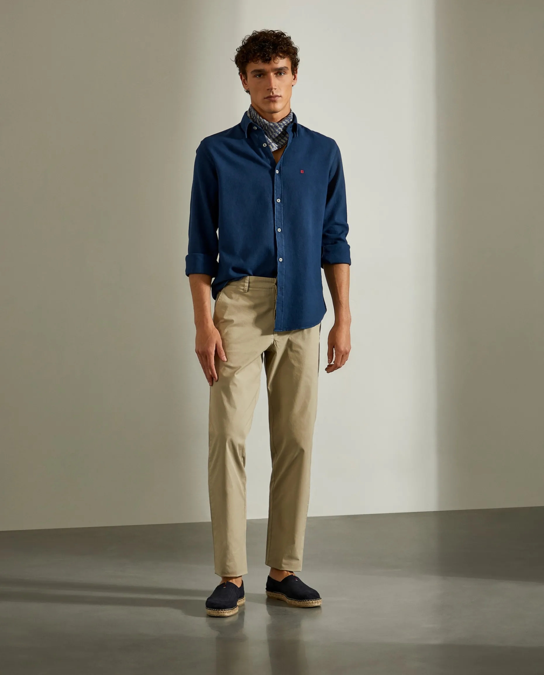 Calças chino regular fit|LION OF PORCHES Outlet