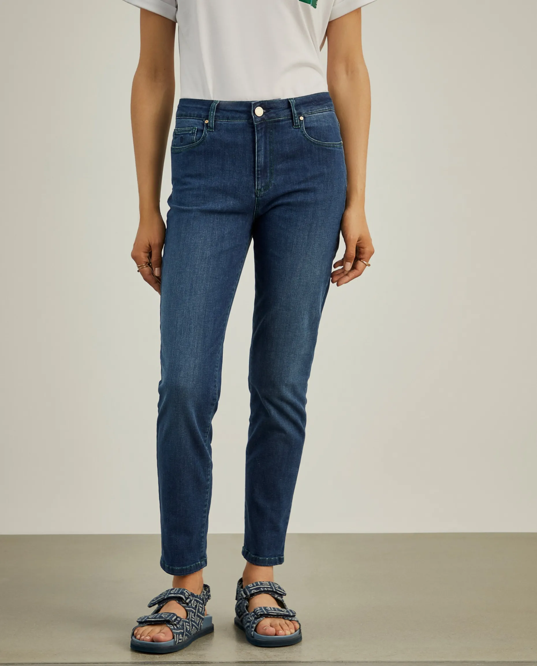 Calças denim regular fit de lavagem escura|LION OF PORCHES Shop