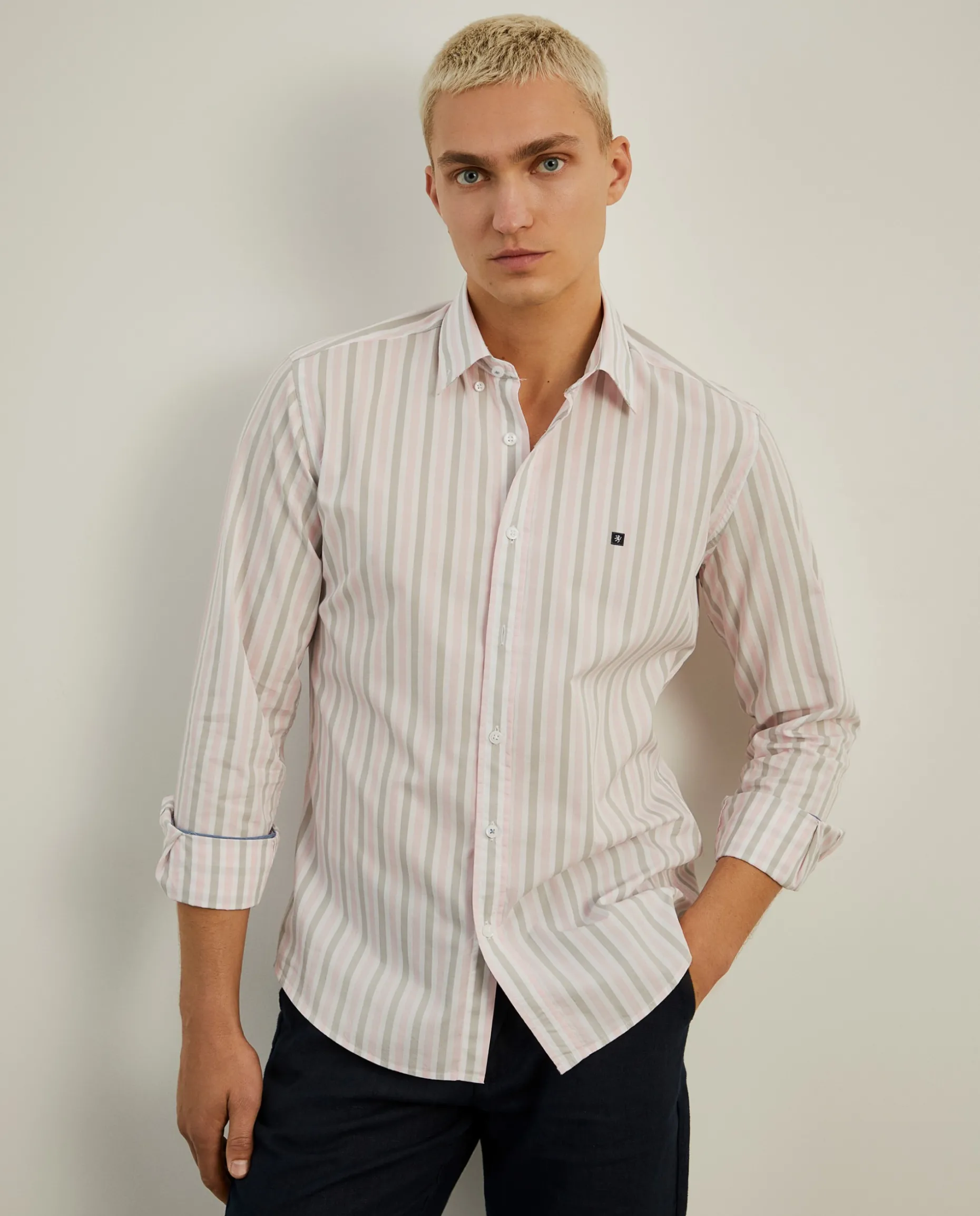 Camisa de riscas slim fit em popelina|LION OF PORCHES Fashion
