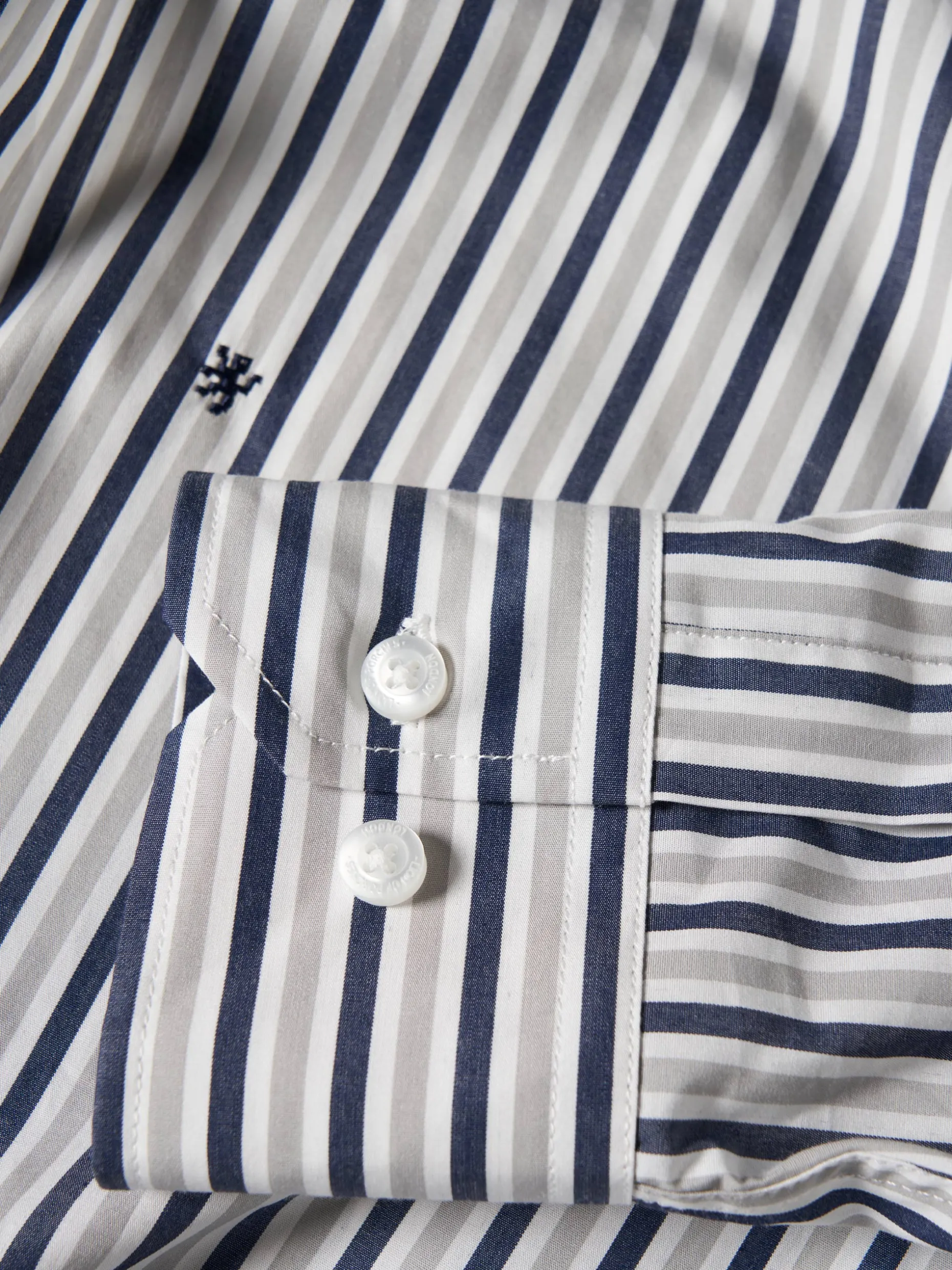 Camisa regular fit com padrão de riscas|LION OF PORCHES Online