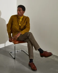 Camisa slim fit de bombazine em cor lisa|LION OF PORCHES Fashion