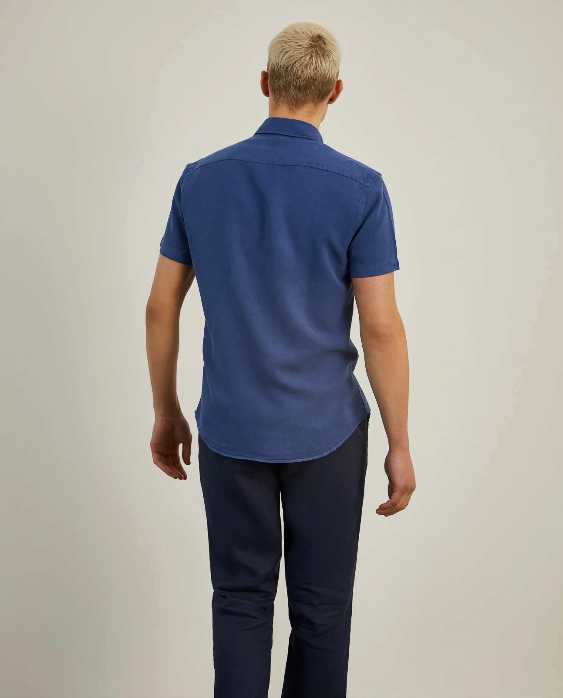 Camisa slim fit de manga curta|LION OF PORCHES Hot