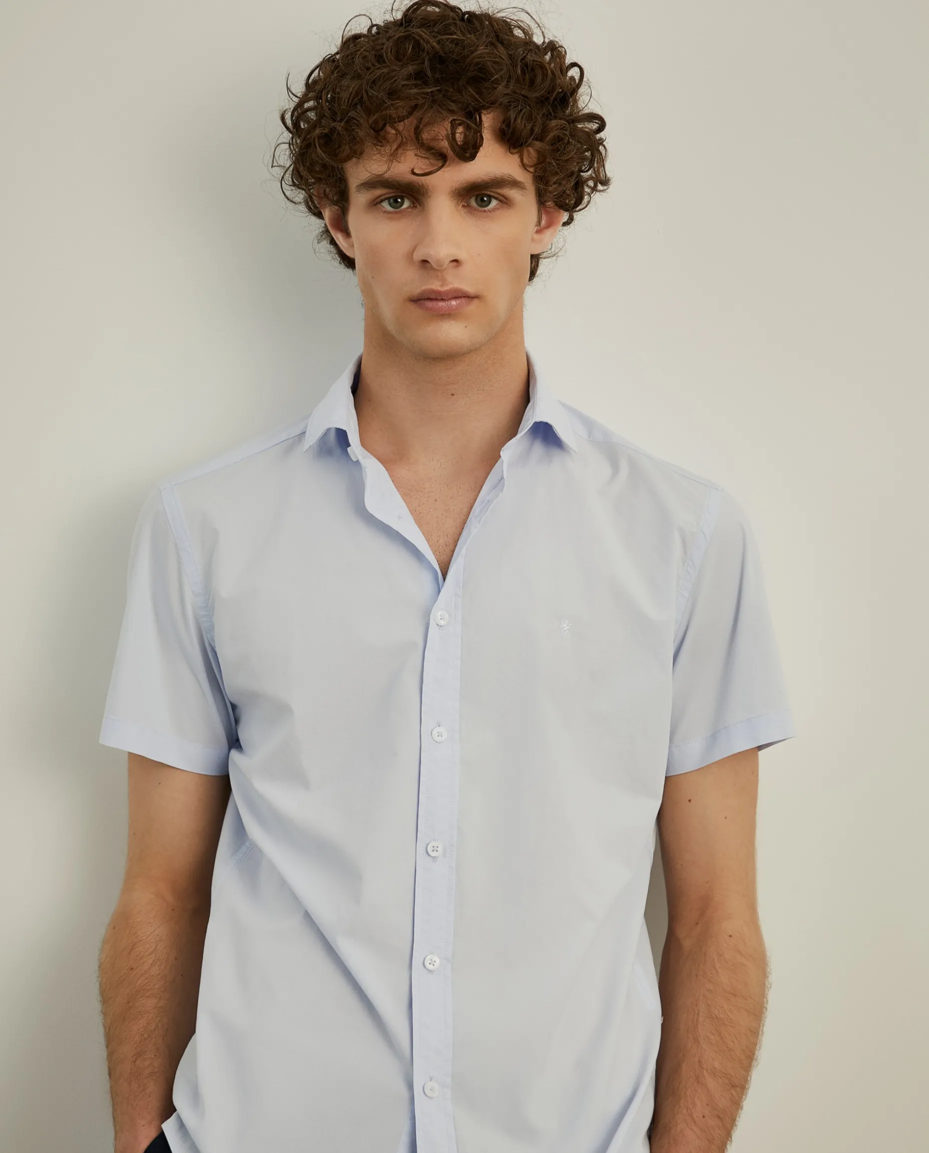 Camisa slim fit de manga curta|LION OF PORCHES Store
