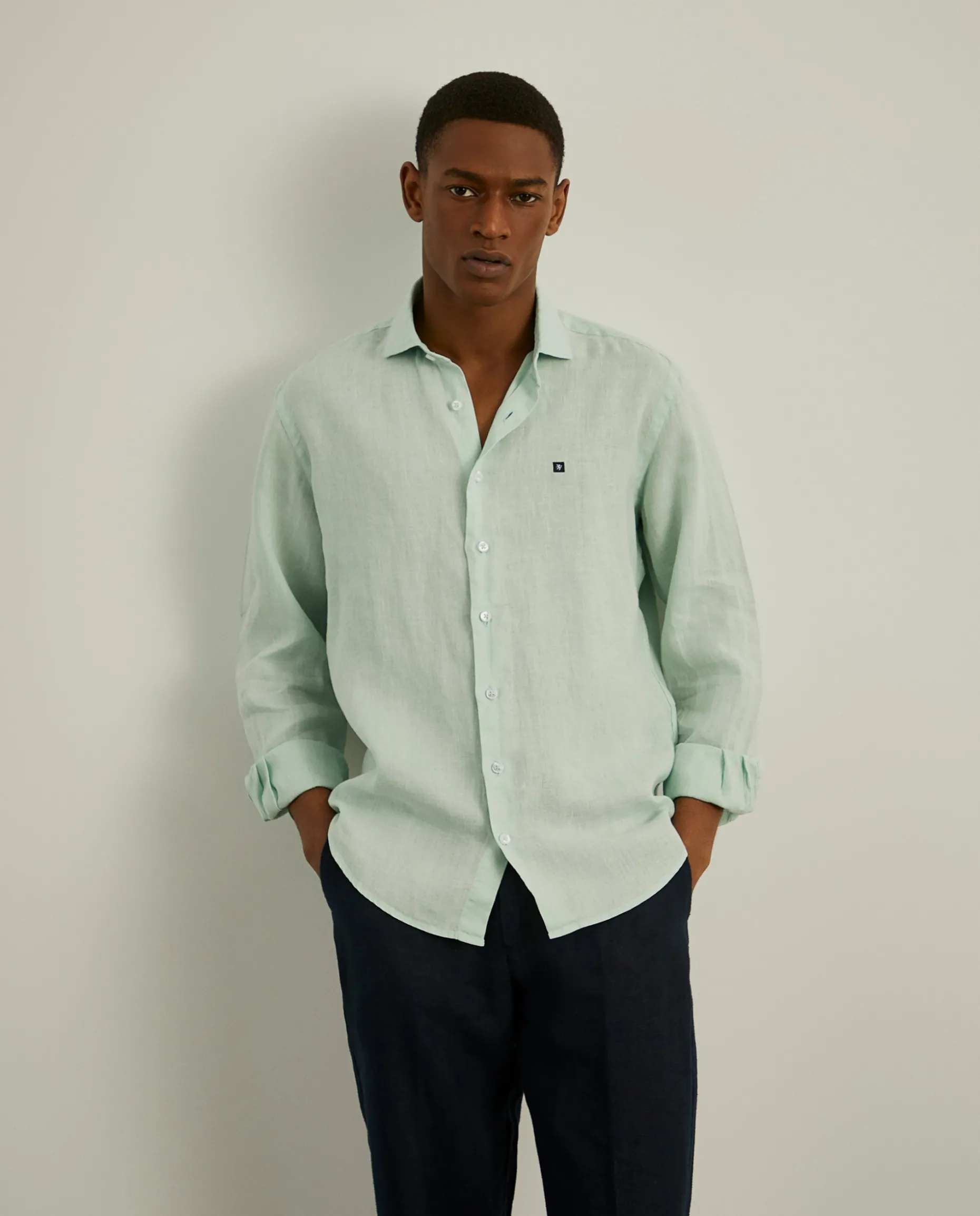 Camisa slim fit em linho garment dye|LION OF PORCHES Online