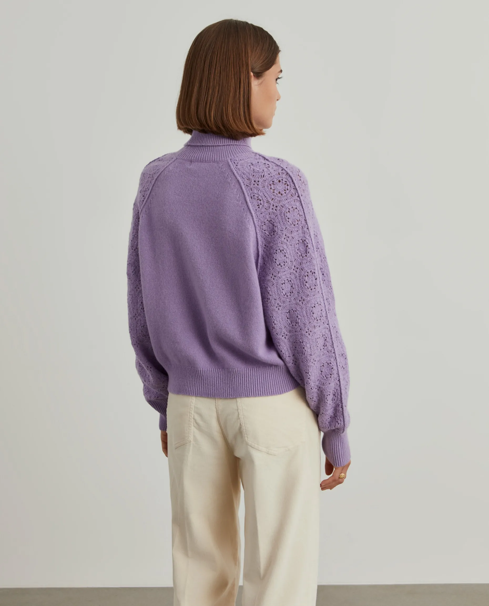 Camisola gola alta mangas croché|LION OF PORCHES Clearance
