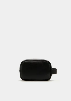 Necessaire efeito pele com alça de mão|LION OF PORCHES Fashion