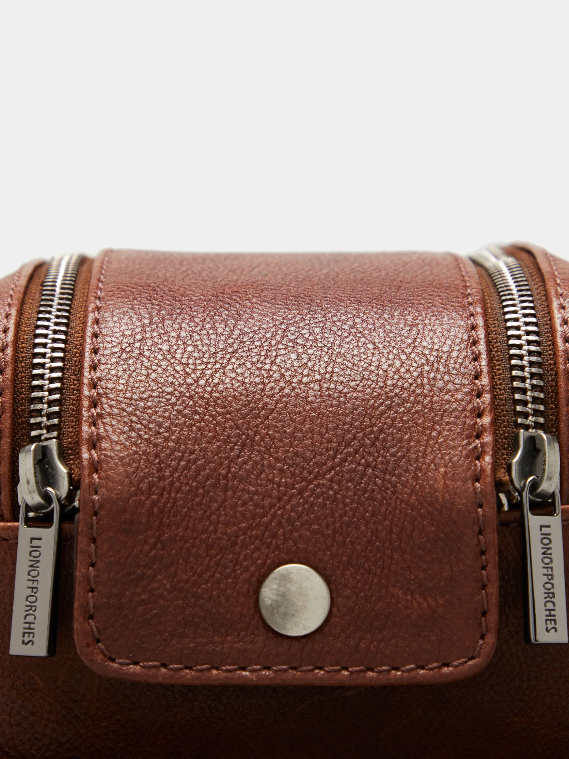 Necessaire retangular 100% pele|LION OF PORCHES Fashion