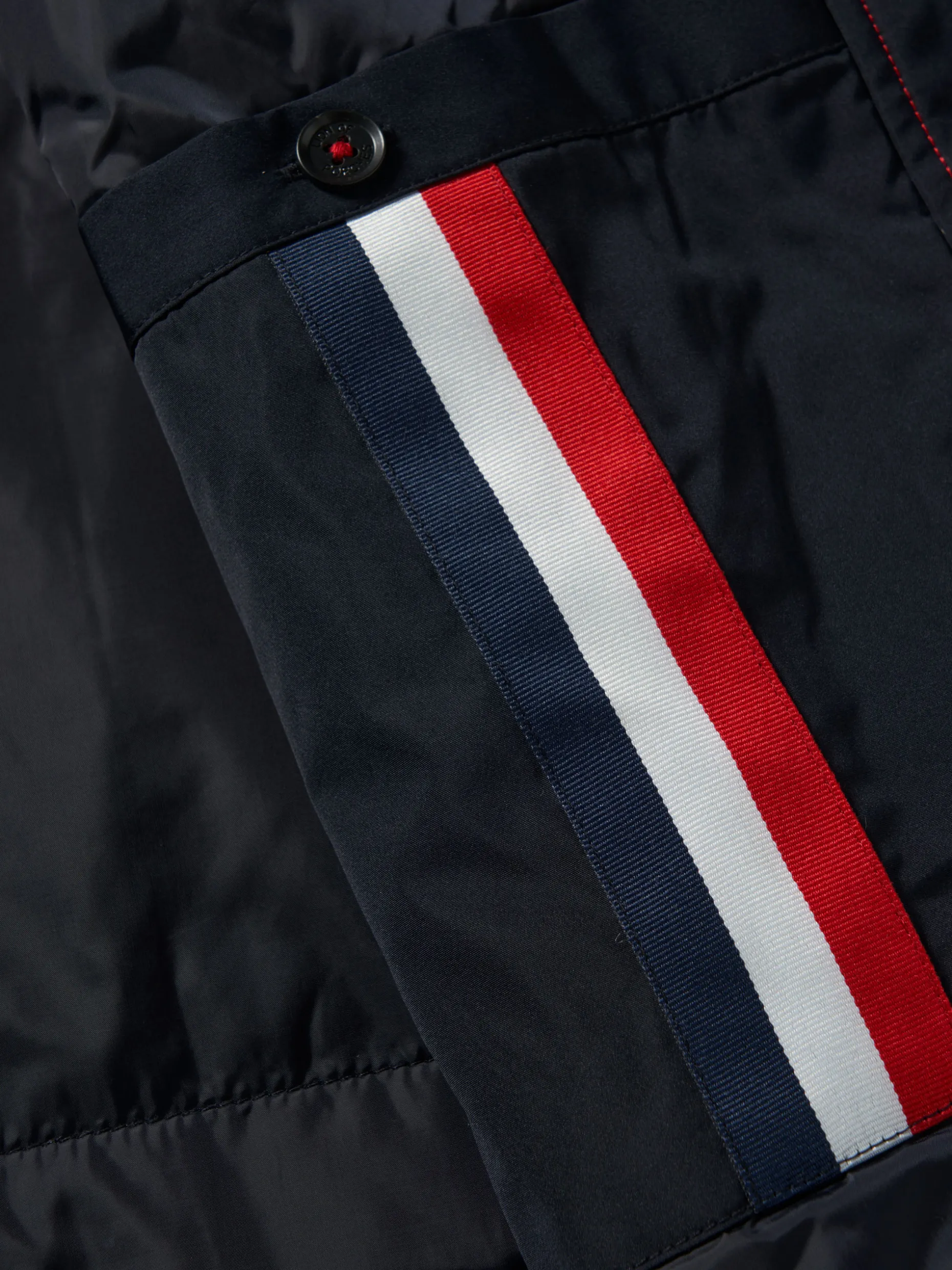 Parka acolchoada com capuz embutido|LION OF PORCHES Outlet