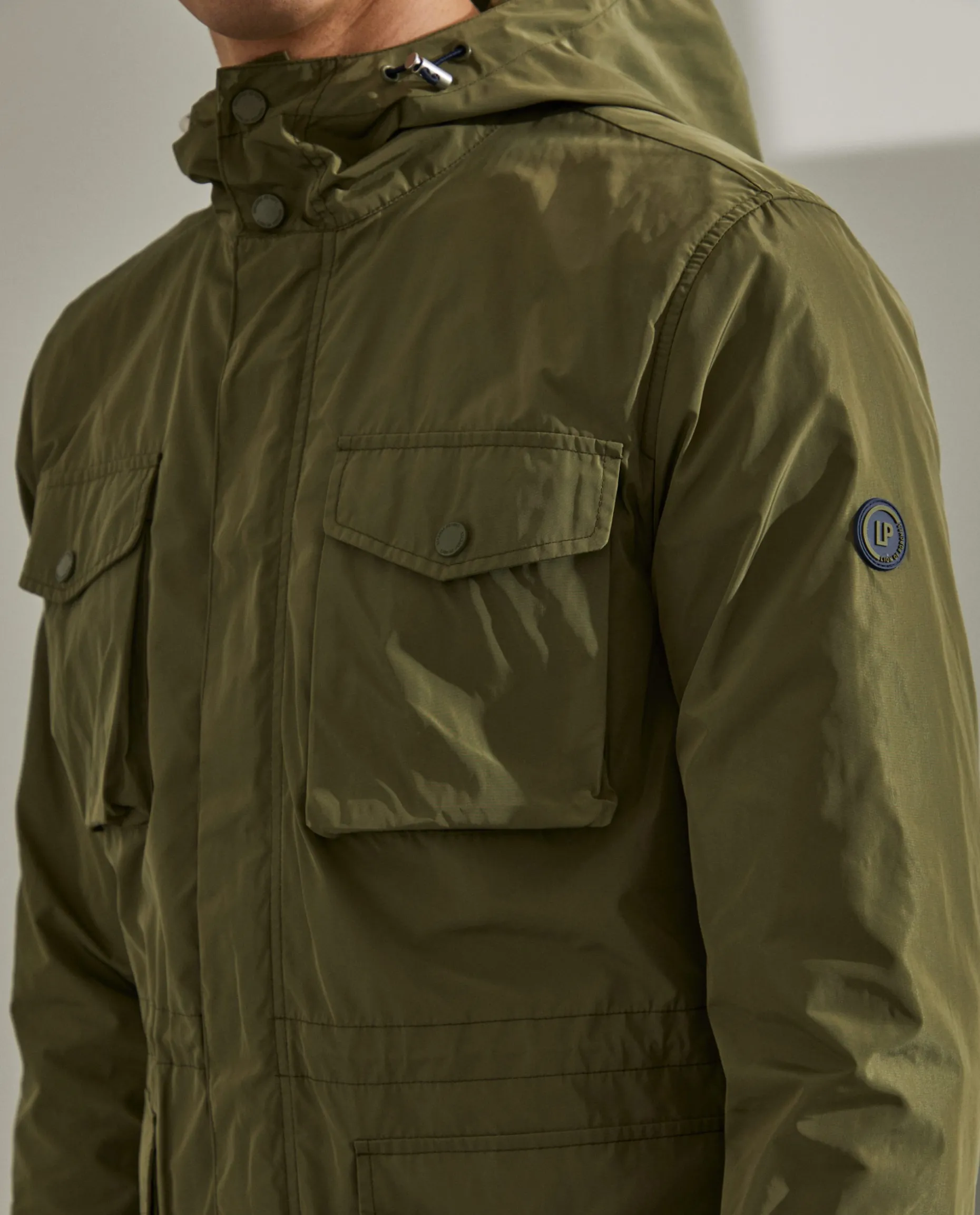 Parka em tecido técnico com capuz e bolsos|LION OF PORCHES Shop