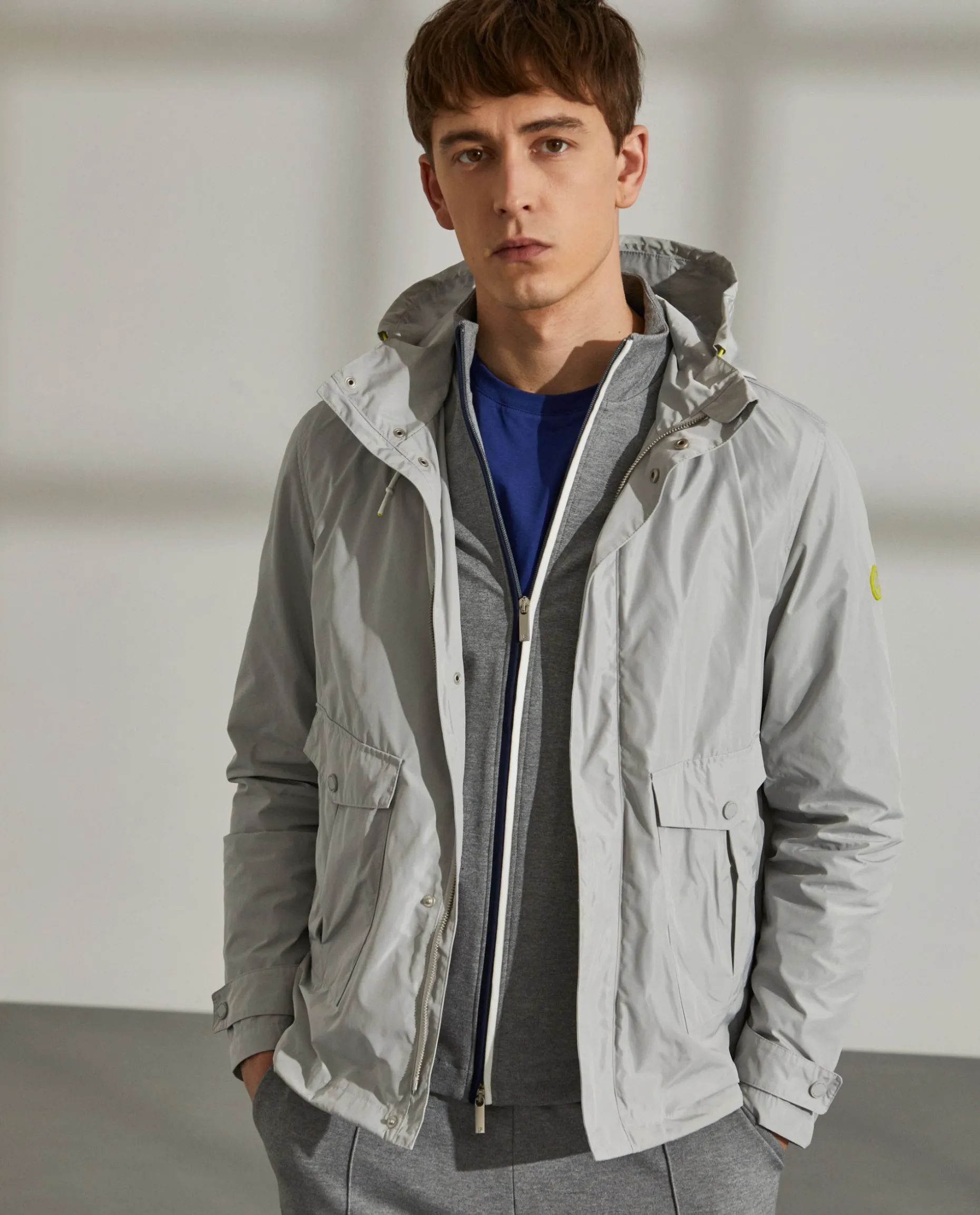 Parka para homem em tecido técnico com capuz e bolsos|LION OF PORCHES Fashion