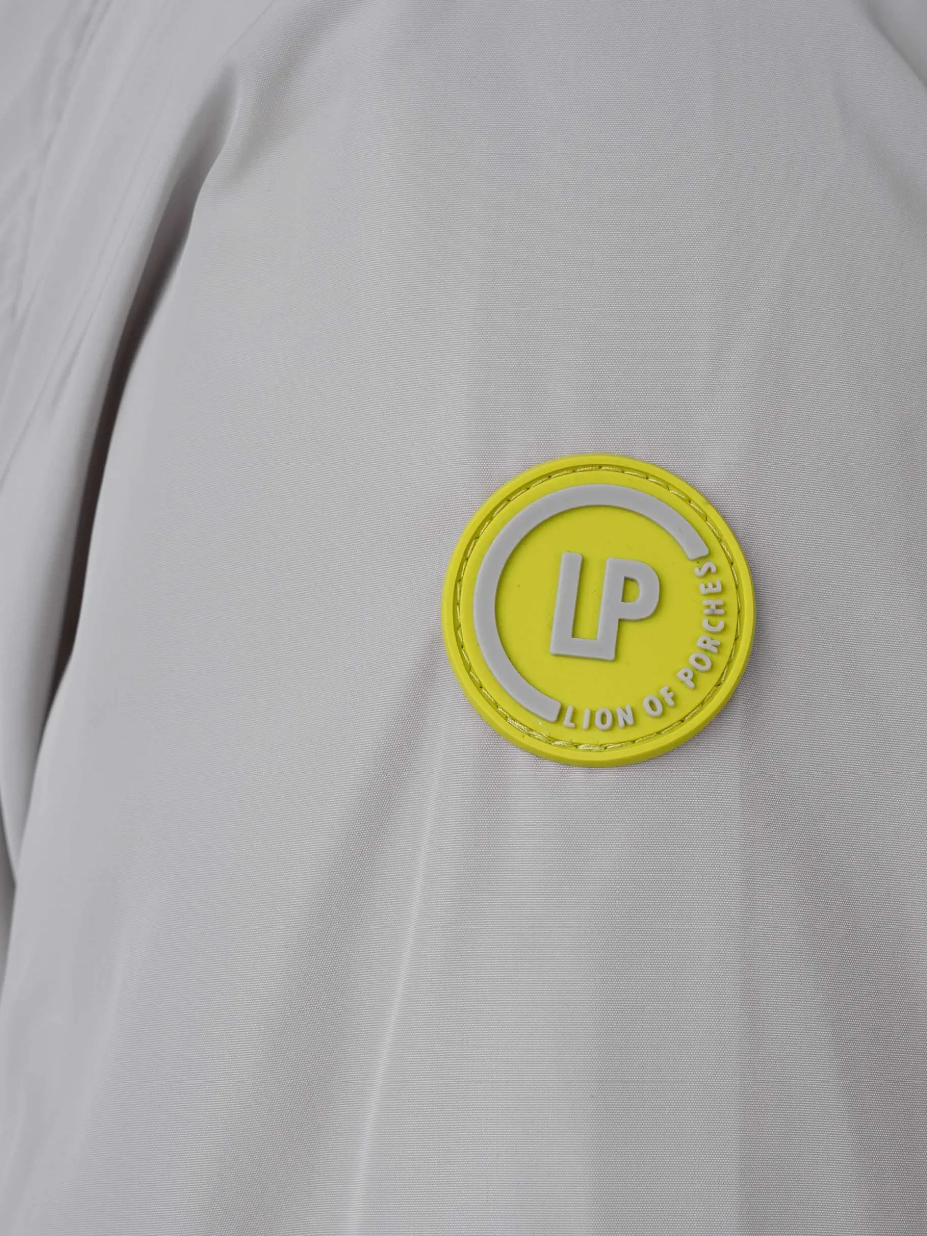 Parka para homem em tecido técnico com capuz e bolsos|LION OF PORCHES Fashion