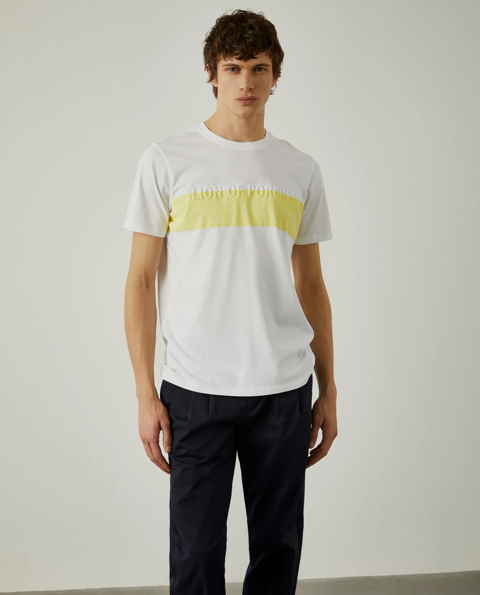 T-shirt 100% algodão com barra em contraste|LION OF PORCHES Fashion