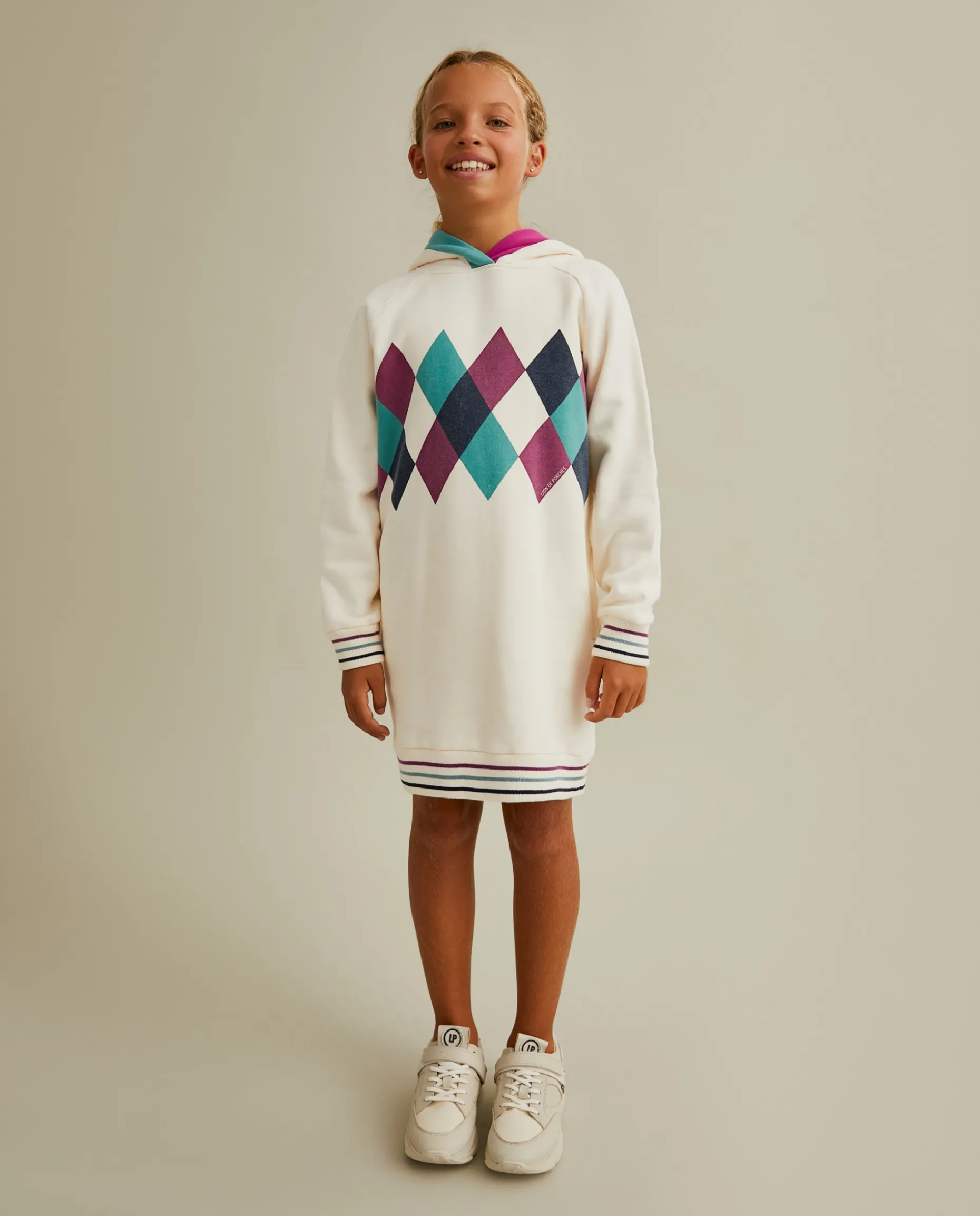 Vestido com capuz|LION OF PORCHES New