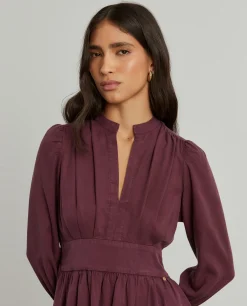Vestido curto em tencel decote em V|LION OF PORCHES Store